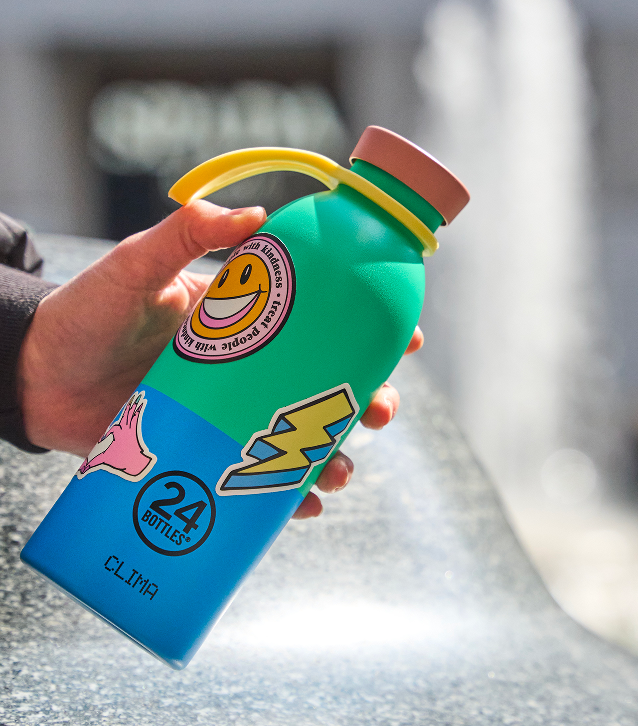 DESIGN YOUR 24BOTTLES